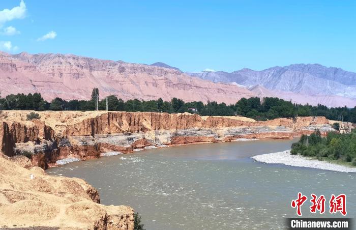 圖為黃河河曲。　張海雯 攝