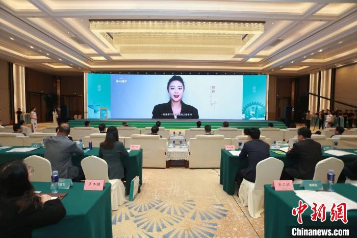 高葉、白鹿為家鄉(xiāng)代言常州10億元補貼豪推文商旅融合發(fā)展