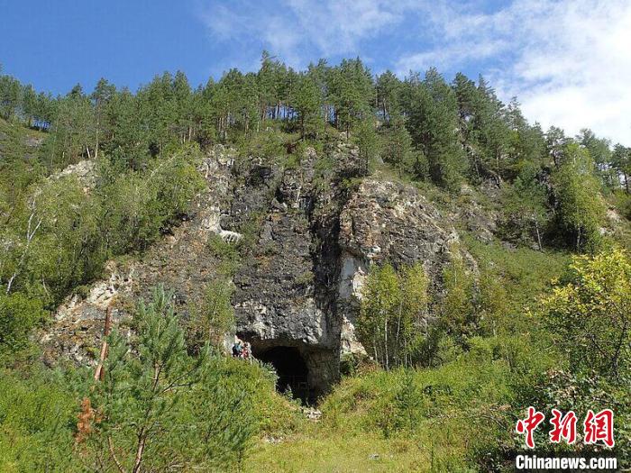 丹尼索瓦洞的入口(圖片來自Richard G. Roberts)。　施普林格·自然 供圖