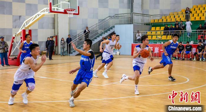 比賽現(xiàn)場?！≈鬓k方供圖