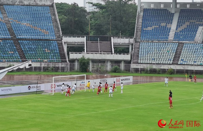 中國臺北隊門前風聲鶴唳。人民網記者 李秉新攝