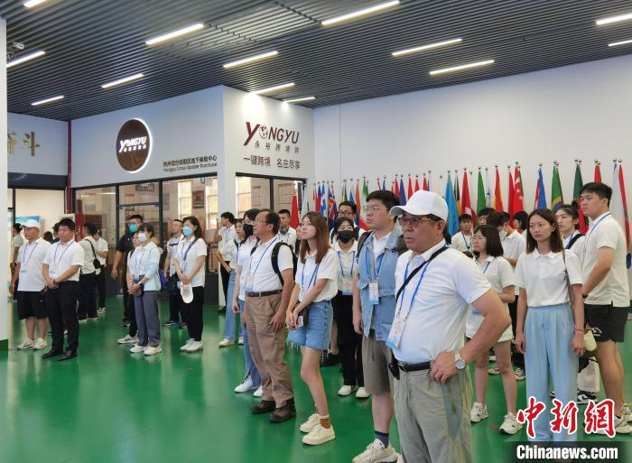 臺灣青年參訪浙江?！□U夢妮 攝