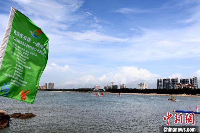 迷人的東山海景。　張金川 攝