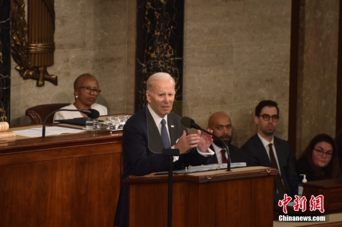 當(dāng)?shù)貢r(shí)間2月7日晚，美國總統(tǒng)拜登在國會(huì)發(fā)表其任內(nèi)第二次國情咨文演講。圖/<a target='_blank' href='/' _fcksavedurl='/'><p  align=