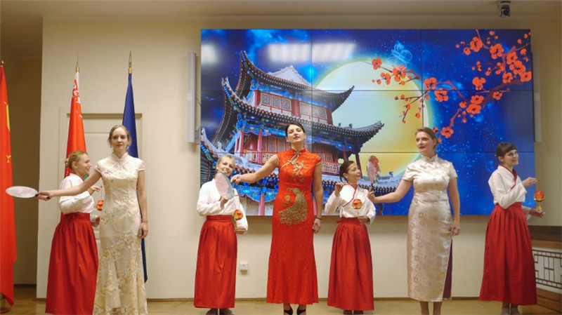 白俄羅斯國立大學(xué)孔子學(xué)院的中秋晚會(huì)。受訪者供圖