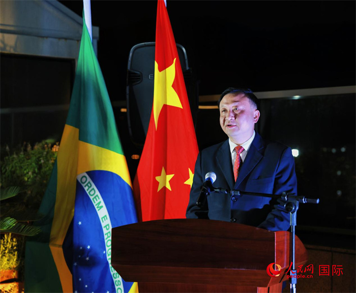 上海市副市長華源發(fā)表致辭。人民網(wǎng)記者宋亦然攝