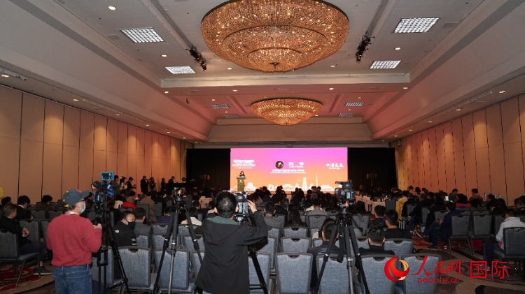 “中國之夜暨消費電子發(fā)展論壇”現(xiàn)場。人民網(wǎng)記者 鄧圩攝