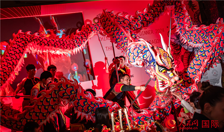 “共慶中國(guó)年 共享新機(jī)遇”破冰者新春晚宴現(xiàn)場(chǎng)盛況。人民網(wǎng) 郭錦標(biāo)攝