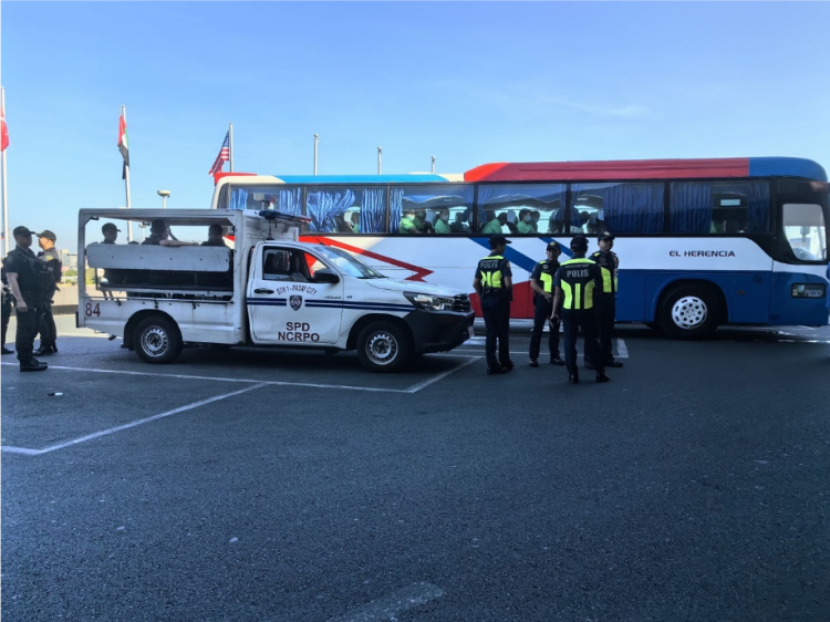 菲反有組織犯罪委員會(huì)等部門(mén)組織多次聯(lián)合突擊執(zhí)法。駐菲律賓使館供圖