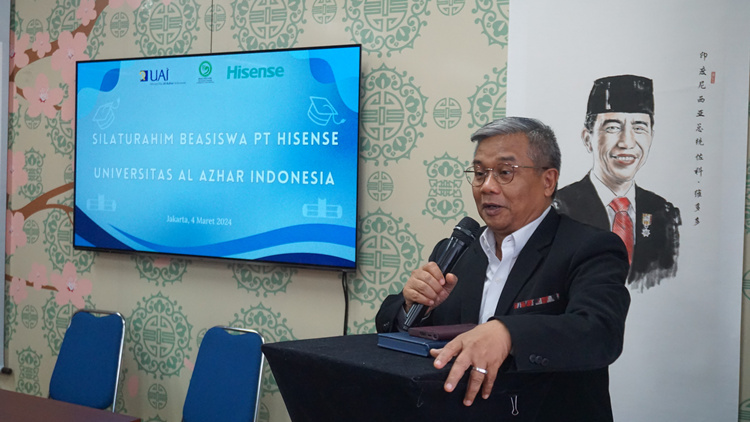 阿拉扎大學(xué)校長(zhǎng)亞塞普致辭。阿拉扎大學(xué)孔子學(xué)院供圖