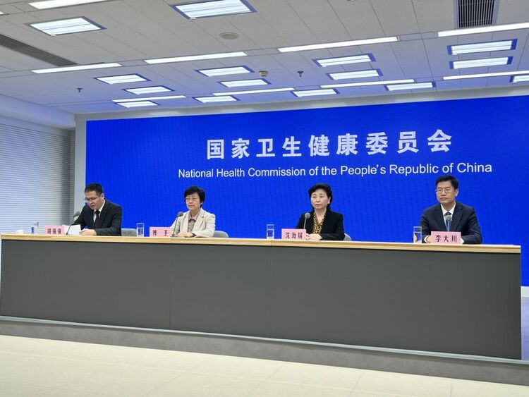 新華全媒+｜加強兒童?？?改善醫(yī)療服務——2024年醫(yī)療和婦幼健康這樣發(fā)力