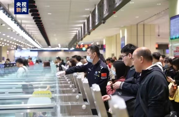 灣區(qū)速評(píng)丨多項(xiàng)數(shù)據(jù)破紀(jì)錄 人才何以在灣區(qū)成潮？