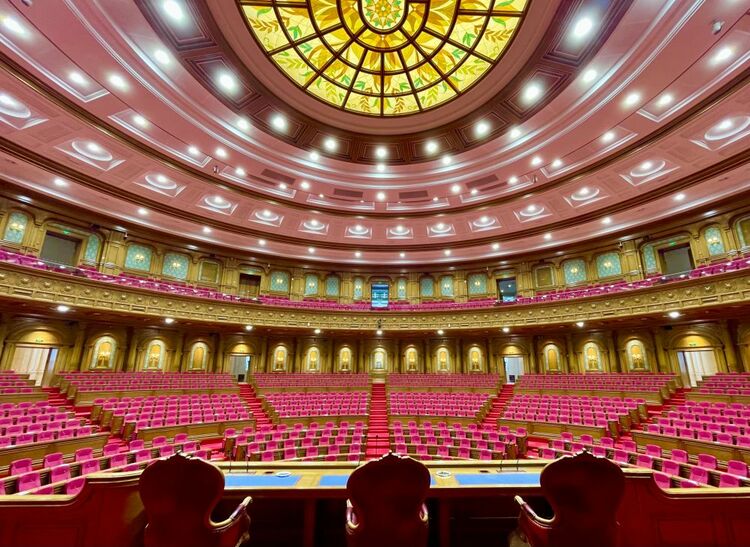 第1視點(diǎn)丨這兩座大樓，見證著中塔友誼