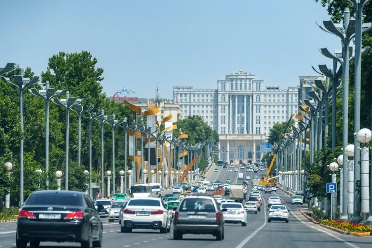 第1視點(diǎn)丨這兩座大樓，見證著中塔友誼