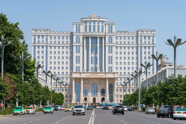 第1視點(diǎn)丨這兩座大樓，見證著中塔友誼