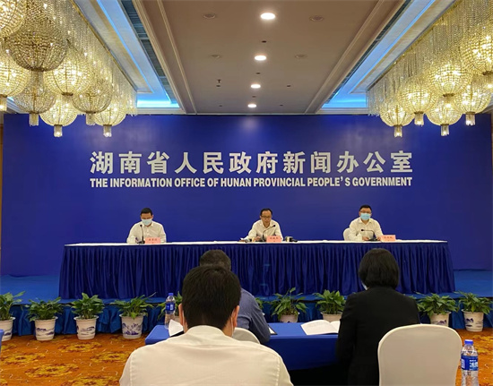 發(fā)布會現場。 向宇攝