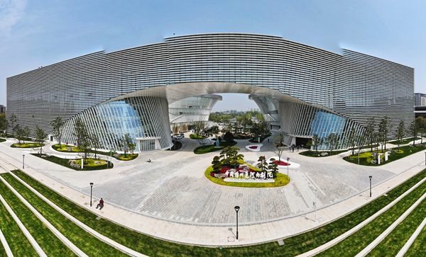 航拍揚(yáng)州運(yùn)河大劇院。孟德龍攝