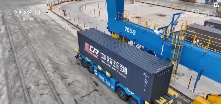 便企服務(wù)實(shí)打?qū)?為企業(yè)“出?！北ｑ{護(hù)航 經(jīng)濟(jì)發(fā)展“添”動(dòng)力