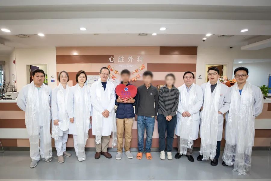 17歲少年咳嗽發(fā)熱15天，找不到感染原因！一查心臟更嚇人！上海醫(yī)生出手→