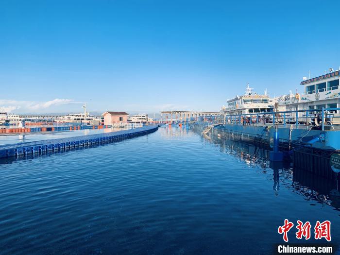 圖為青海湖一角。(資料圖) 張傲 攝