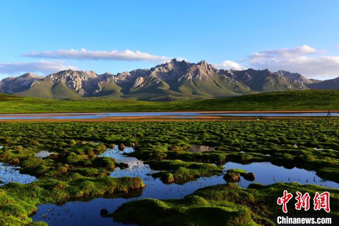 資料圖為三江源腹地果洛州美景如畫(huà)?！」逯菸麄鞑抗﹫D