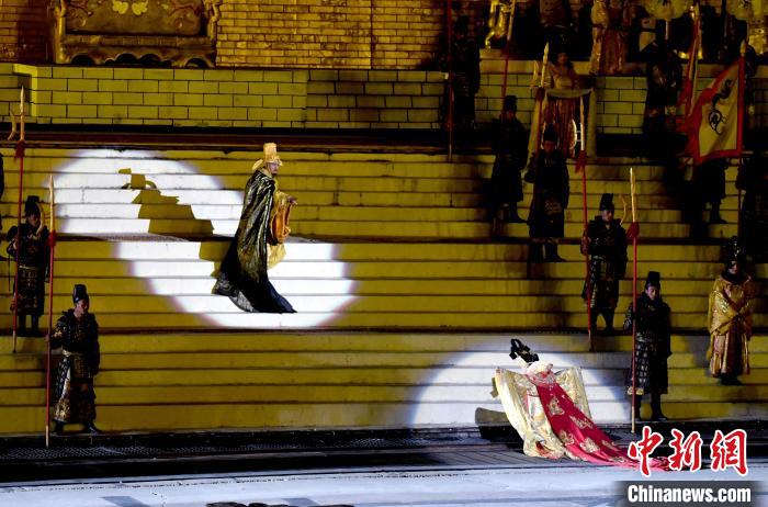 3月17日，西藏拉薩，《文成公主》大型史詩(shī)劇演出現(xiàn)場(chǎng)。　李林 攝