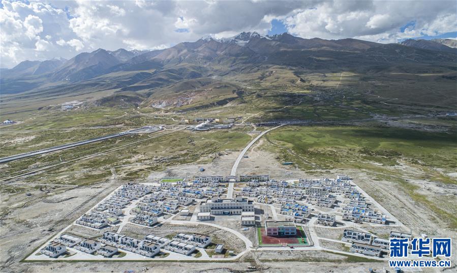 （新華全媒頭條·走向我們的小康生活·圖文互動）（1）扎西德勒，我們的新家園——西藏易地扶貧搬遷搬出幸福美好新生活