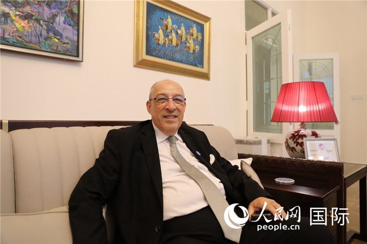9月6日，摩洛哥駐華大使阿卜杜勒卡迪爾·安薩里接受人民網(wǎng)記者采訪。人民網(wǎng)記者 翟轉(zhuǎn)麗攝