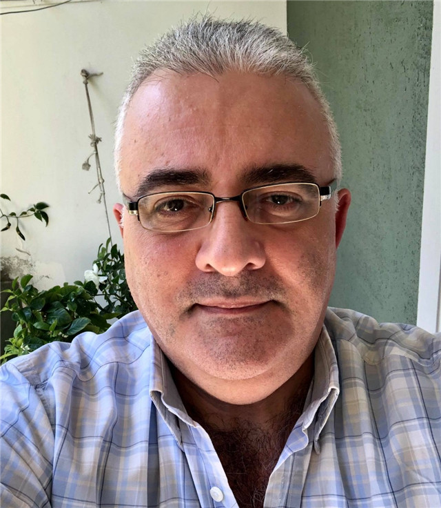 阿亞斯自拍照。受訪者供圖