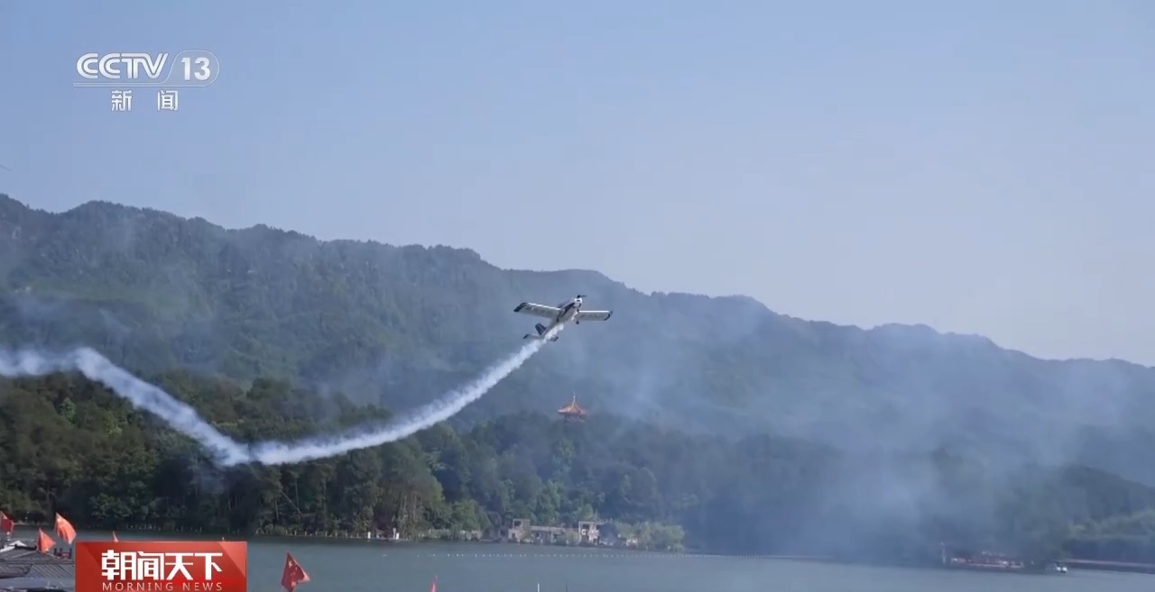 從特色小城到世界級(jí)商圈 這個(gè)“五一”很有“國(guó)際范”！