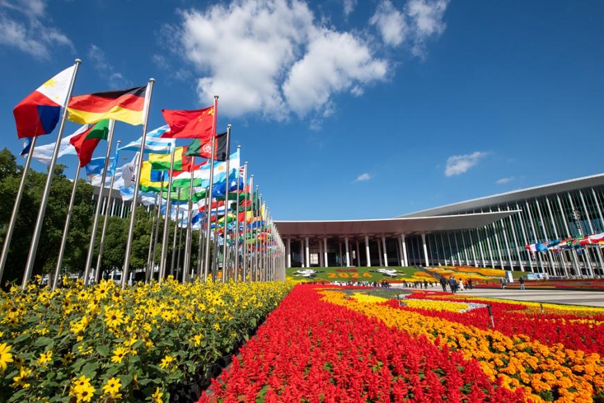 第七屆中國(guó)國(guó)際進(jìn)口博覽會(huì)會(huì)場(chǎng)。人民網(wǎng)記者 翁奇羽攝