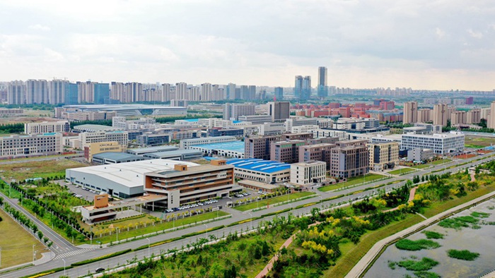 位于長春新區(qū)的一家家光電企業(yè)走上了協(xié)同化發(fā)展之路。（長春新區(qū)供圖）