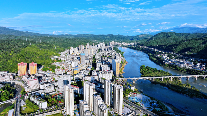 石泉縣入選全國(guó)美麗鄉(xiāng)村先行區(qū)。石泉縣委宣傳部供圖