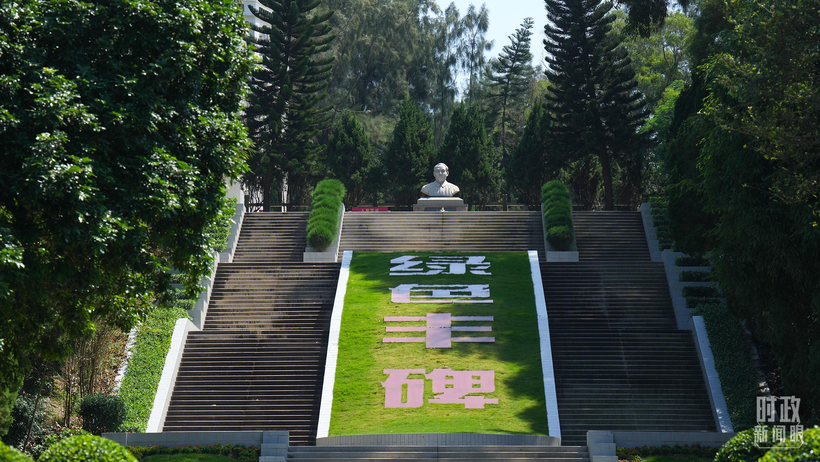 △“綠色豐碑”。（總臺記者李晉拍攝）