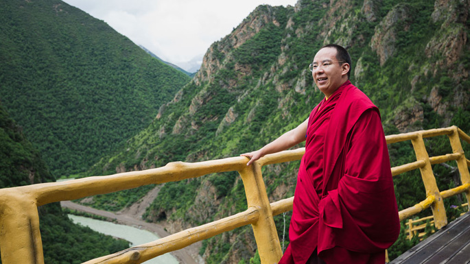 盼產(chǎn)業(yè)興旺，閱秀美風(fēng)光，十一世班禪心系家鄉(xiāng)父老