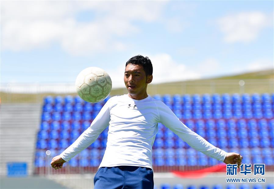 （走向我們的小康生活）（8）青?，敹啵狐S河源的幸福村