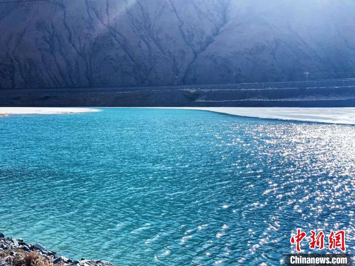 長江源頭河流、湖泊、濕地實(shí)現(xiàn)常態(tài)化巡查巡護(hù)