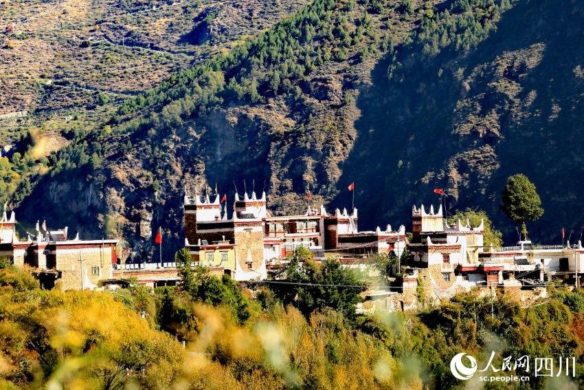 丹巴美景。李永安攝