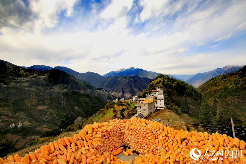 丹巴美景。李永安攝