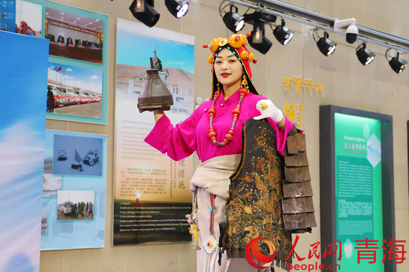 藏品展示。人民網(wǎng) 楊啟紅攝