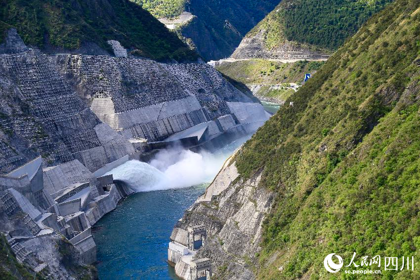 兩河口水電站。人民網(wǎng)記者 朱虹攝