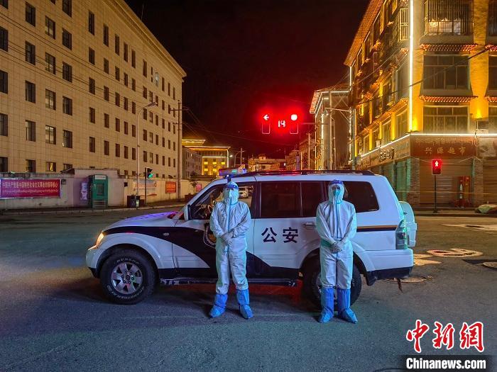 西藏吉?。菏匾坏缻徸o(hù)一座城