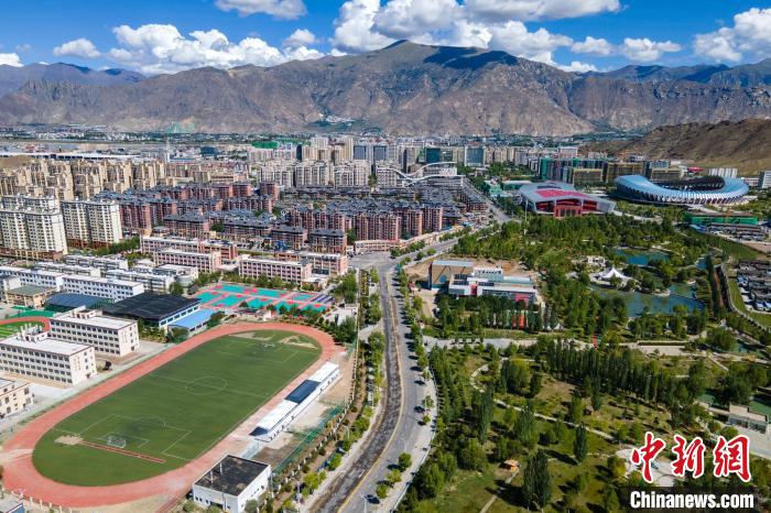 圖為西藏拉薩柳梧新區(qū)?！〗w波 攝