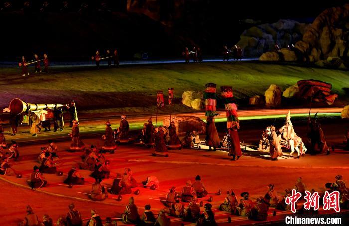 3月17日，西藏拉薩，《文成公主》大型史詩(shī)劇演出現(xiàn)場(chǎng)?！±盍?攝