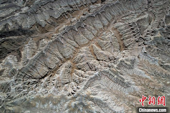 4月5日，西藏阿里札達土林。(無人機照片) 李林 攝